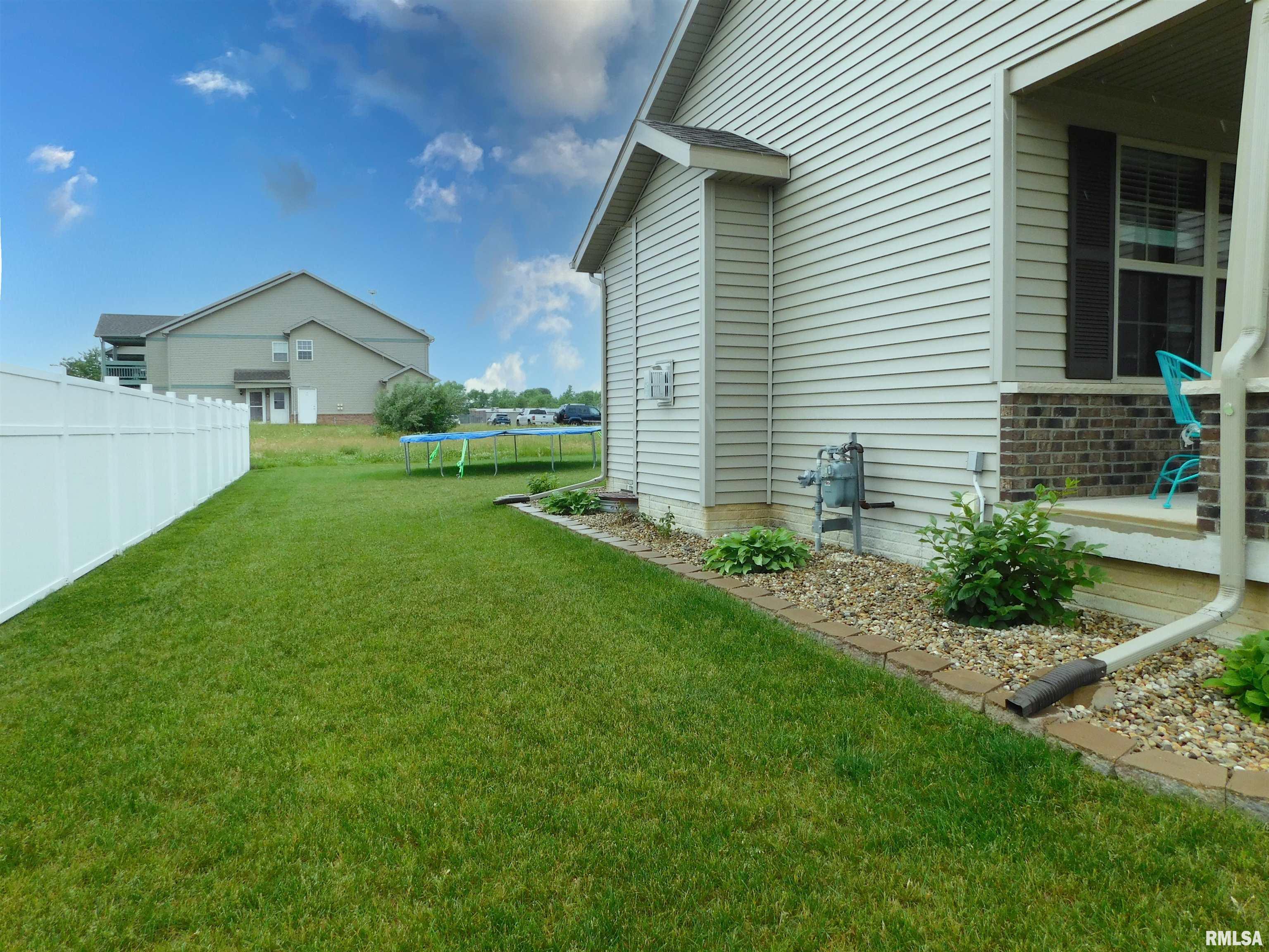 742 Labrador Way Washington, IL 61571 - Photo 42 of 50 Gallery Image 42