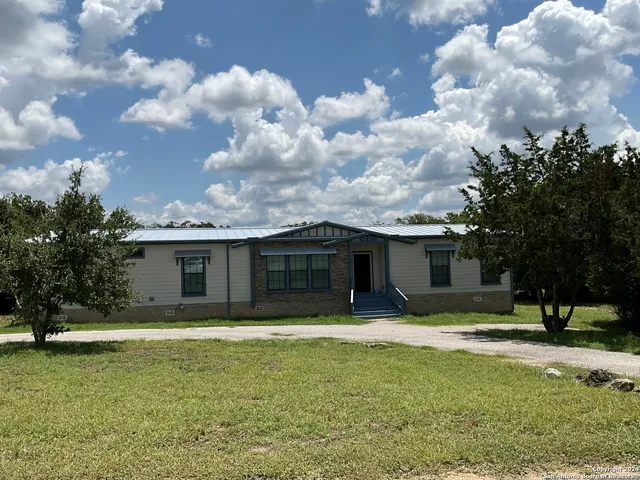 $280,000 | 269 Rangeland Road, Blanco, TX 78606