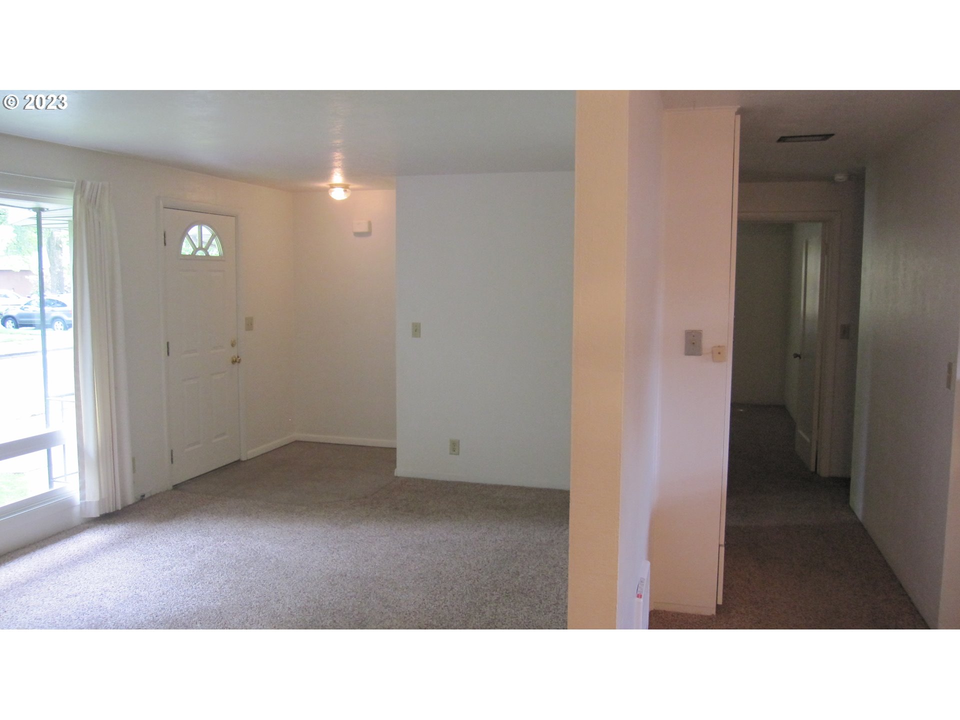 710 26th Street Springfield, OR 97477 - Photo 27 of 48 a open hall with a toilet