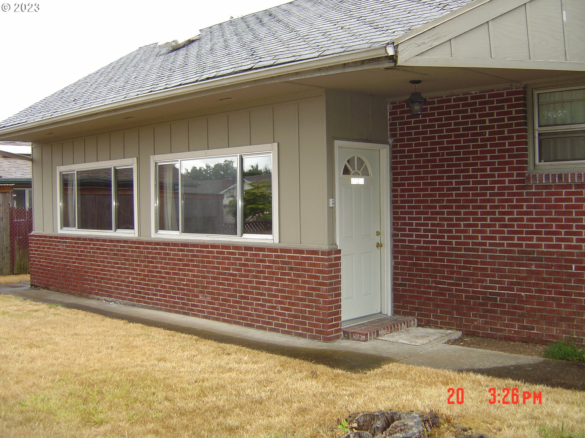 710 26th Street Springfield, OR 97477 - Photo 32 of 48 a view of entrance of the house