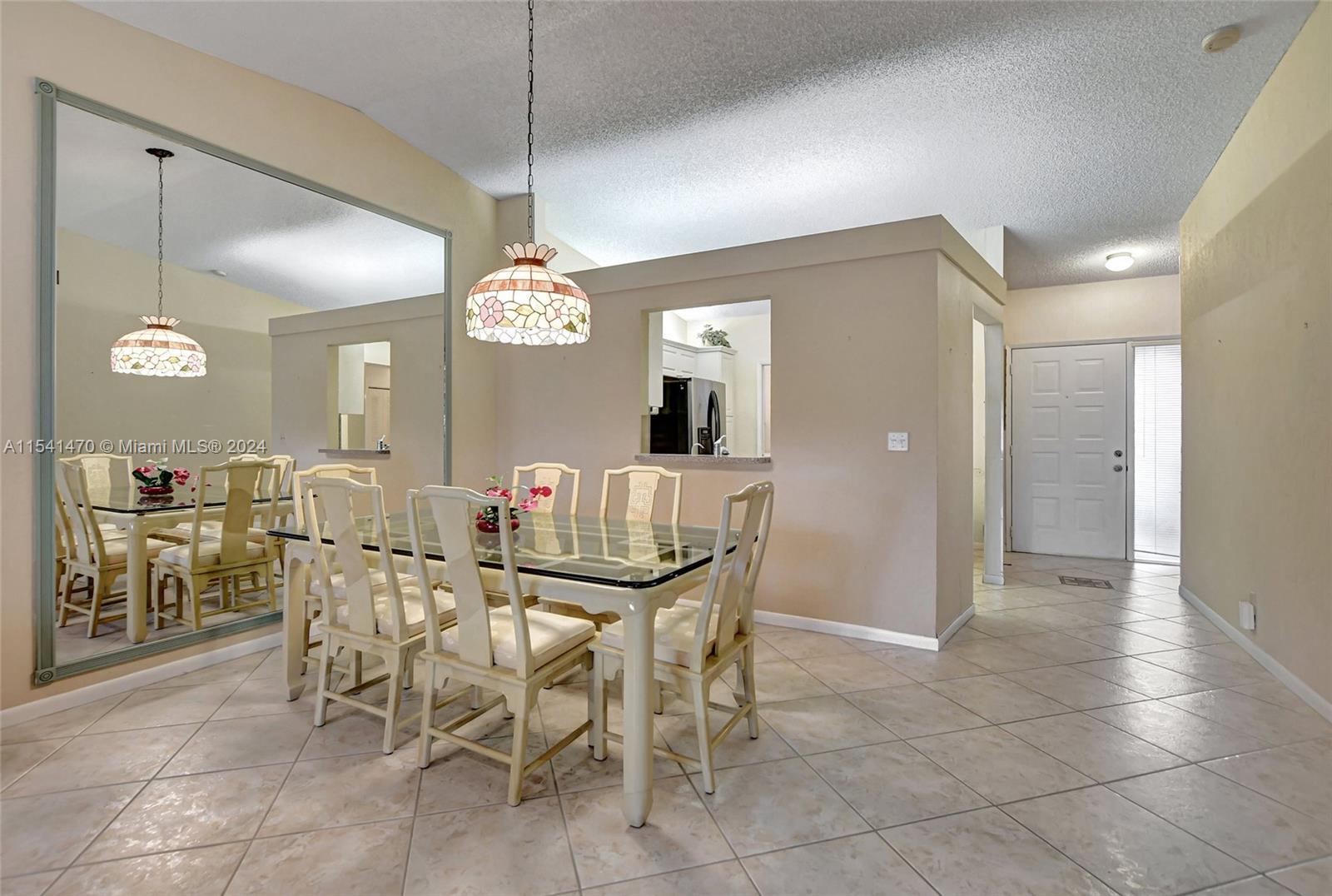 8171 Sweetbriar Way Boca Raton, FL 33496 - Photo 8 of 58 Gallery Image 8
