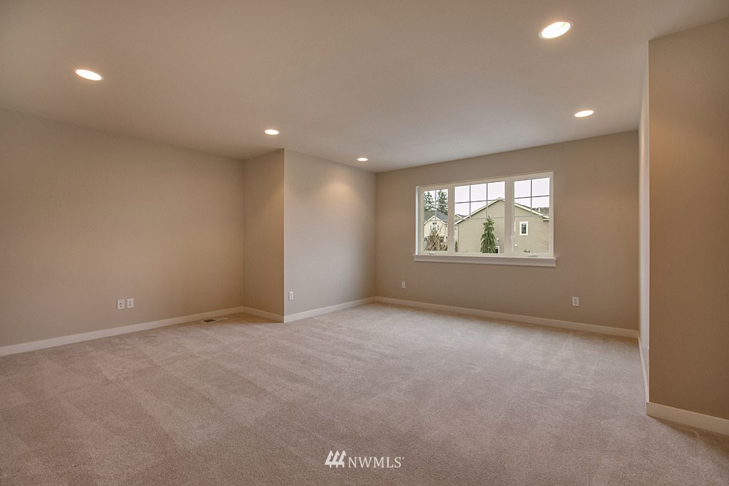 3825 184th Place Southeast Bothell, WA 98012 - Photo 16 of 22 Gallery Image 16