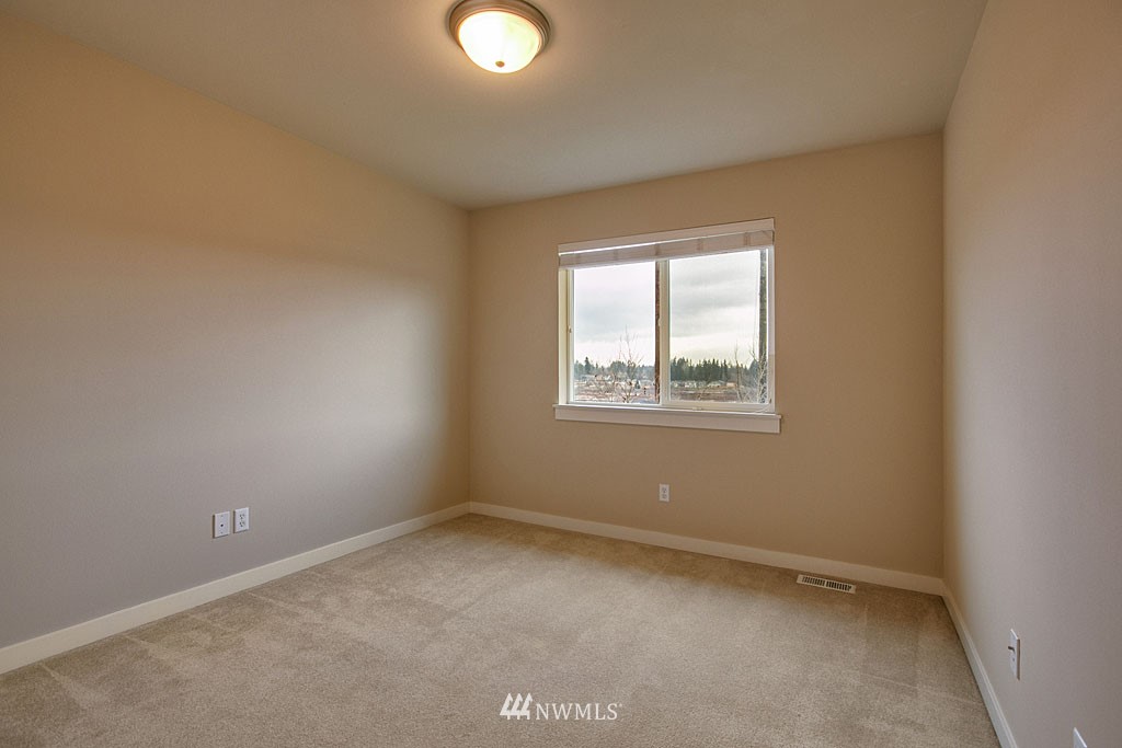 3825 184th Place Southeast Bothell, WA 98012 - Photo 18 of 22 Gallery Image 18