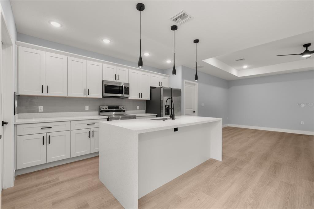 8736 Capilla Street Sebring, FL 33872 - Photo 21 of 60