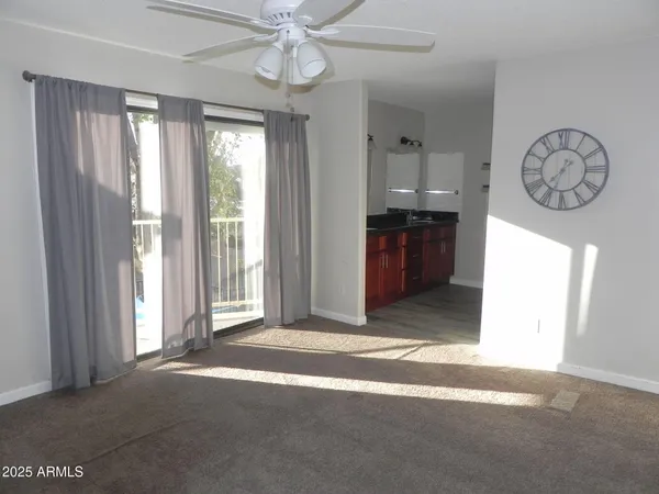 $1,699 | 15650 North 19th Avenue, Unit 1196, Phoenix, AZ 85023