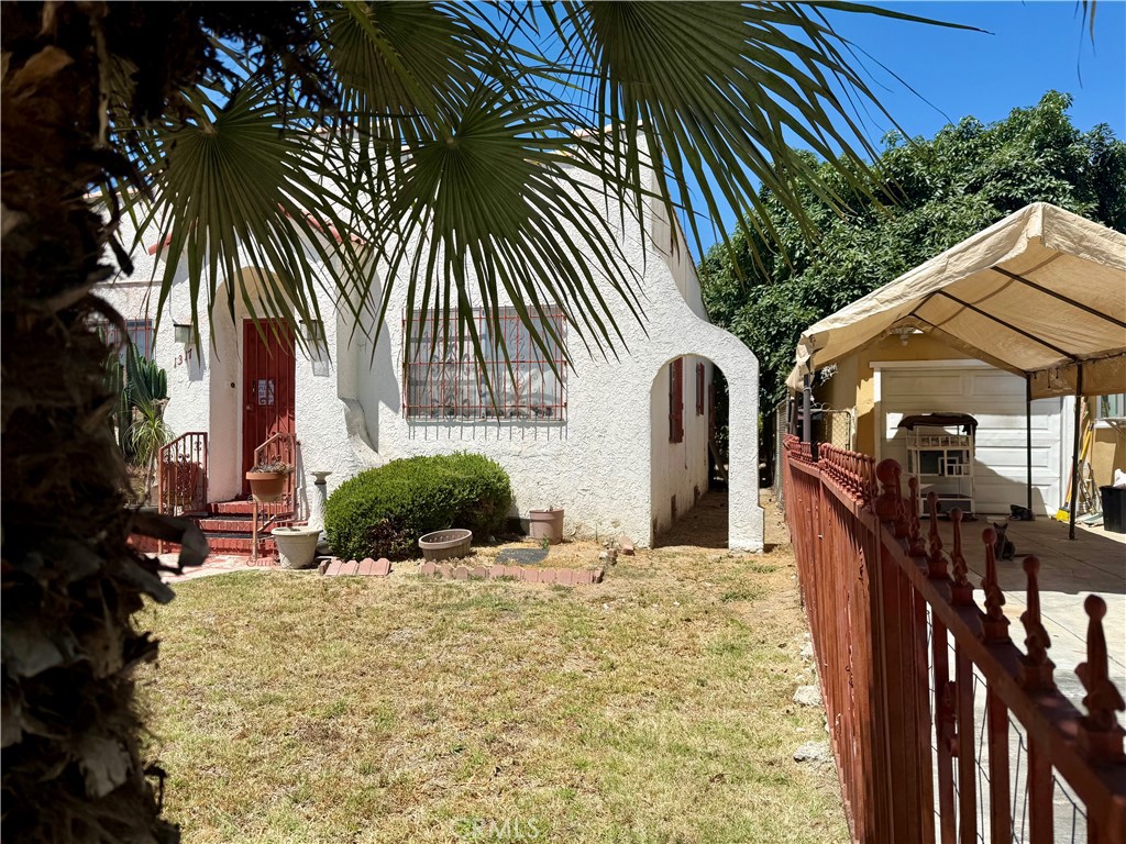 1317 South Temple Avenue Compton, CA 90221 - Photo 2 of 13