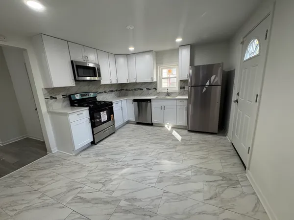 $234,900 | 11333 South Edbrooke Avenue, Chicago, IL 60628