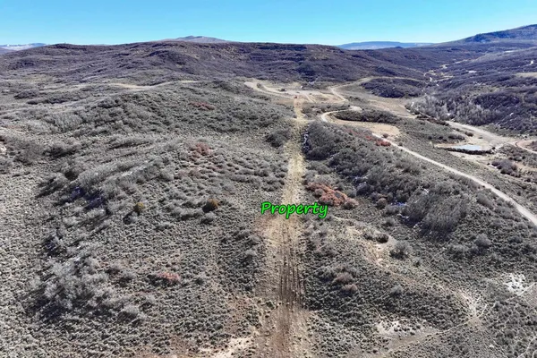 a view of a dry field