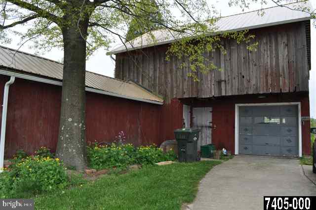 5755 Furnace Road York, PA 17406 - Photo 3 of 17 Gallery Image 3