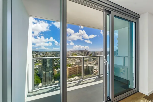 $3,750 | 1515 Liona Street, Unit 4103, Honolulu, HI 96814