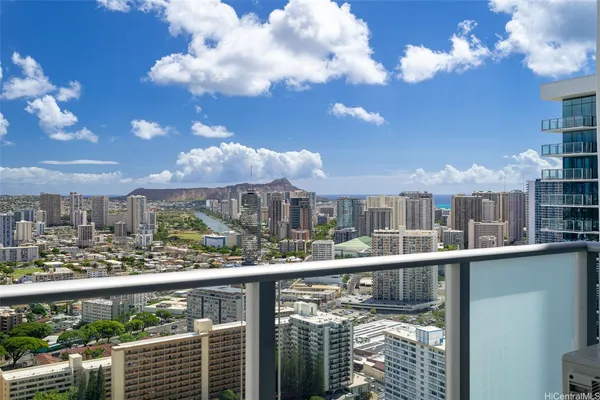 $3,750 | 1515 Liona Street, Unit 4103, Honolulu, HI 96814