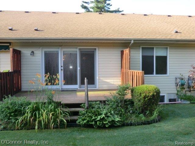 120 Davis Road Marysville, MI 48040 - Photo 2 of 7 CIMG0855.JPG