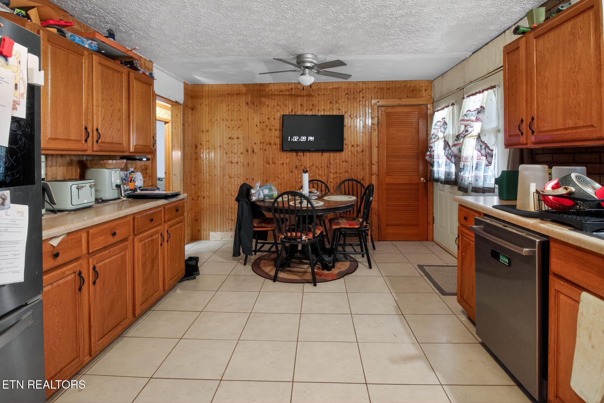 4070 Byrds Cross Road Sevierville, TN 37876 - Photo 15 of 38 24_4070_Byrds_Cross_Road_Sevierville_TN_