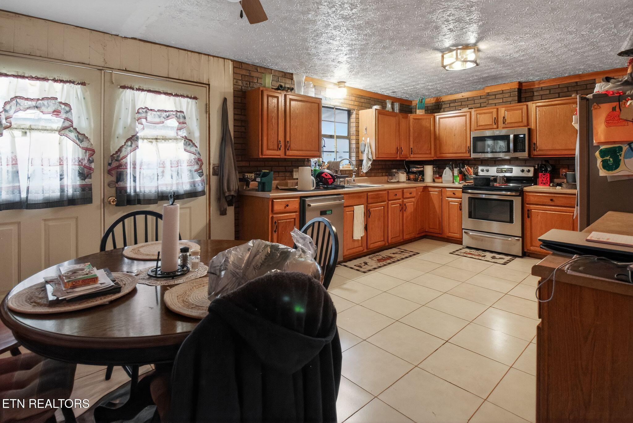 4070 Byrds Cross Road Sevierville, TN 37876 - Photo 2 of 38 25_4070_Byrds_Cross_Road_Sevierville_TN_