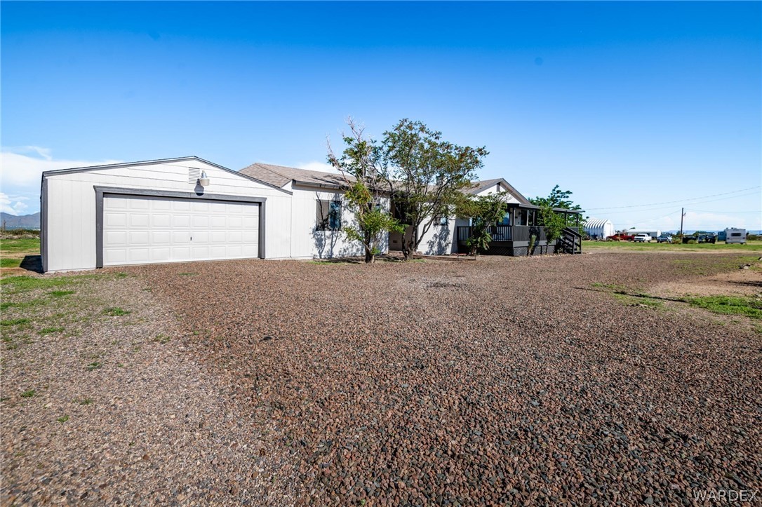 4310 Cordes Road Golden Valley, AZ 86413 - Photo 2 of 45