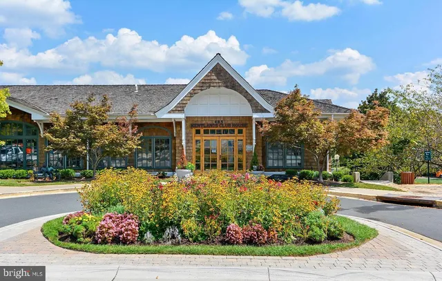 $489,000 | 110 Chevy Chase Street, Unit 301, Gaithersburg, MD 20878