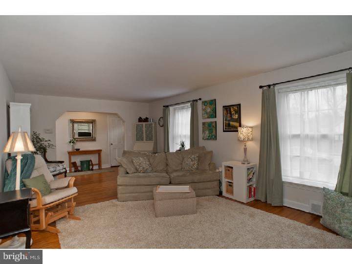 648 Paddock Road Havertown, PA 19083 - Photo 12 of 25