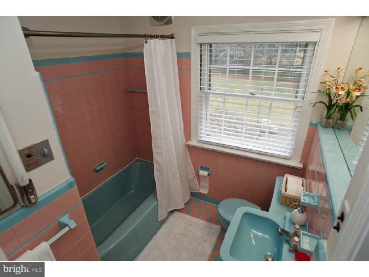 648 Paddock Road Havertown, PA 19083 - Photo 14 of 25