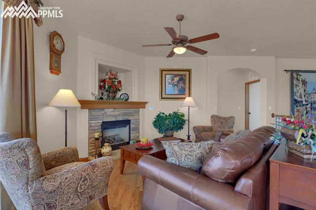 13824 Windy Oaks Road Colorado Springs, CO 80921 - Photo 16 of 35 Gallery Image 16