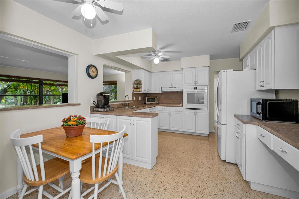 409 Graham Drive Clearwater, FL 33765 - Photo 33 of 75