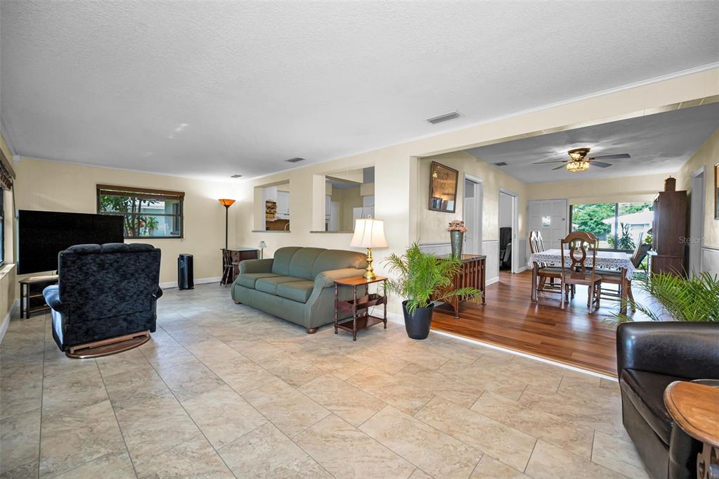 409 Graham Drive Clearwater, FL 33765 - Photo 39 of 75