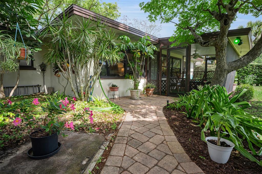 409 Graham Drive Clearwater, FL 33765 - Photo 56 of 75