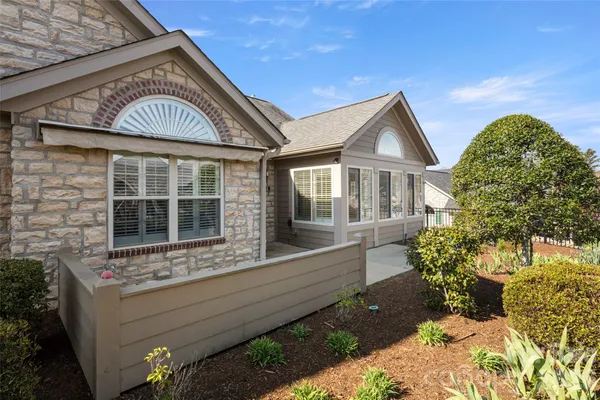 $440,000 | 31 Braeburn Way, Flat Rock, NC 28731