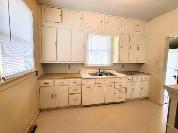 $99,900 | 509 North Cullen Street, Rensselaer, IN 47978