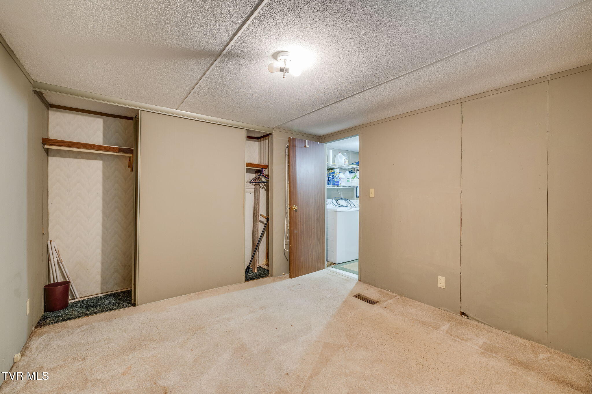 200 Ingram Branch Road Roan Mountain, TN 37687 - Photo 18 of 26 018