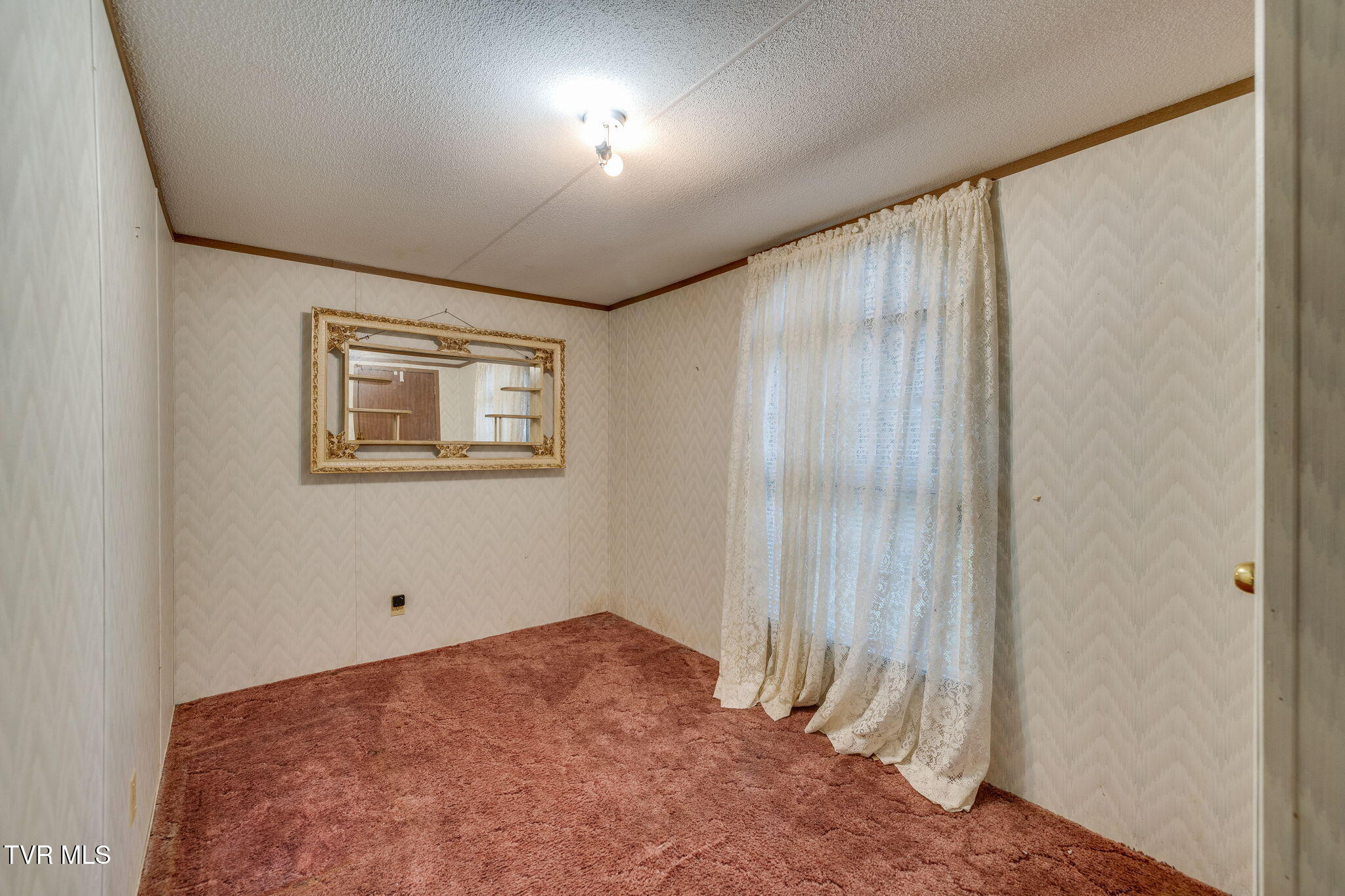 200 Ingram Branch Road Roan Mountain, TN 37687 - Photo 20 of 26 020