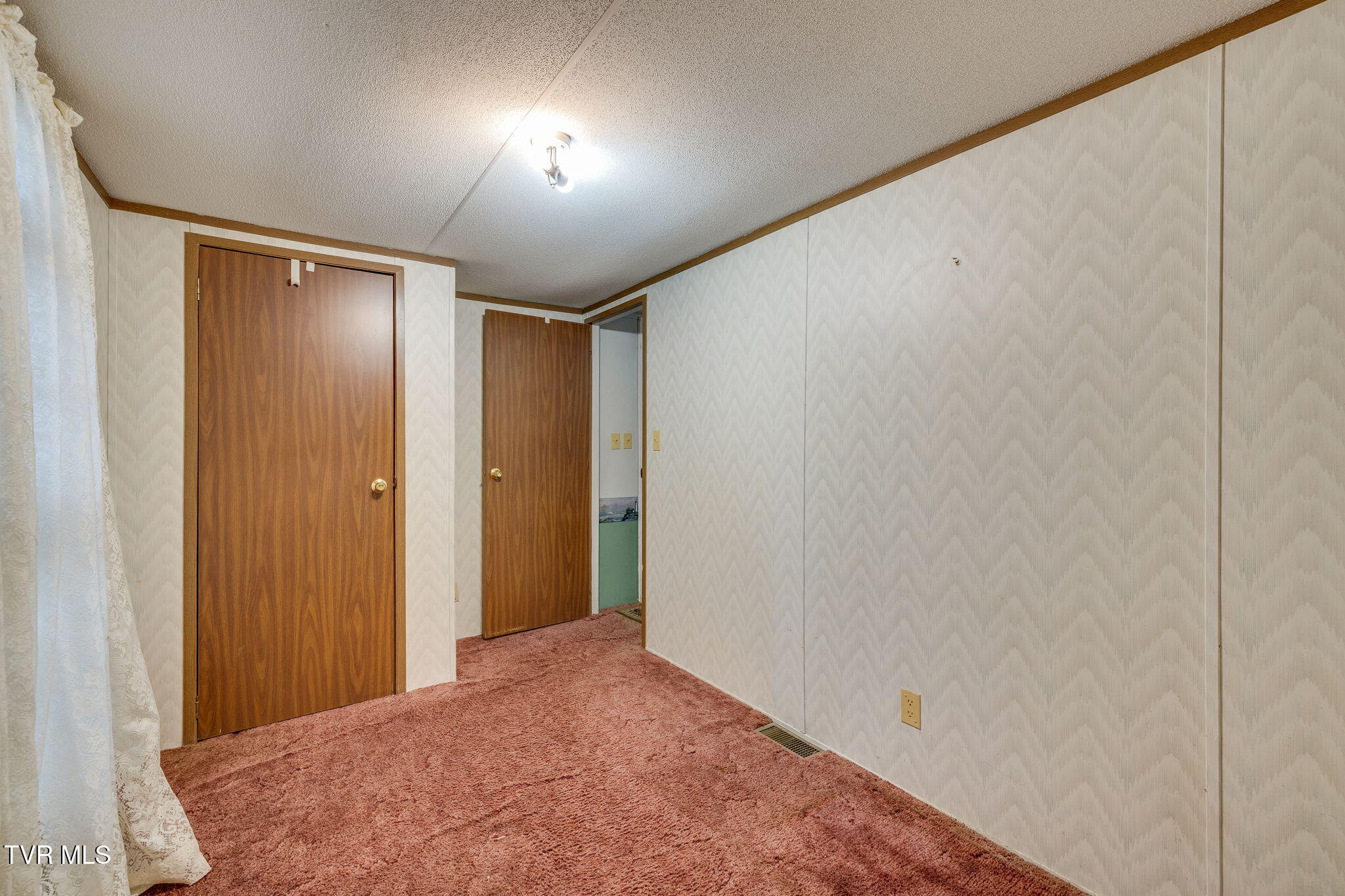 200 Ingram Branch Road Roan Mountain, TN 37687 - Photo 22 of 26 022