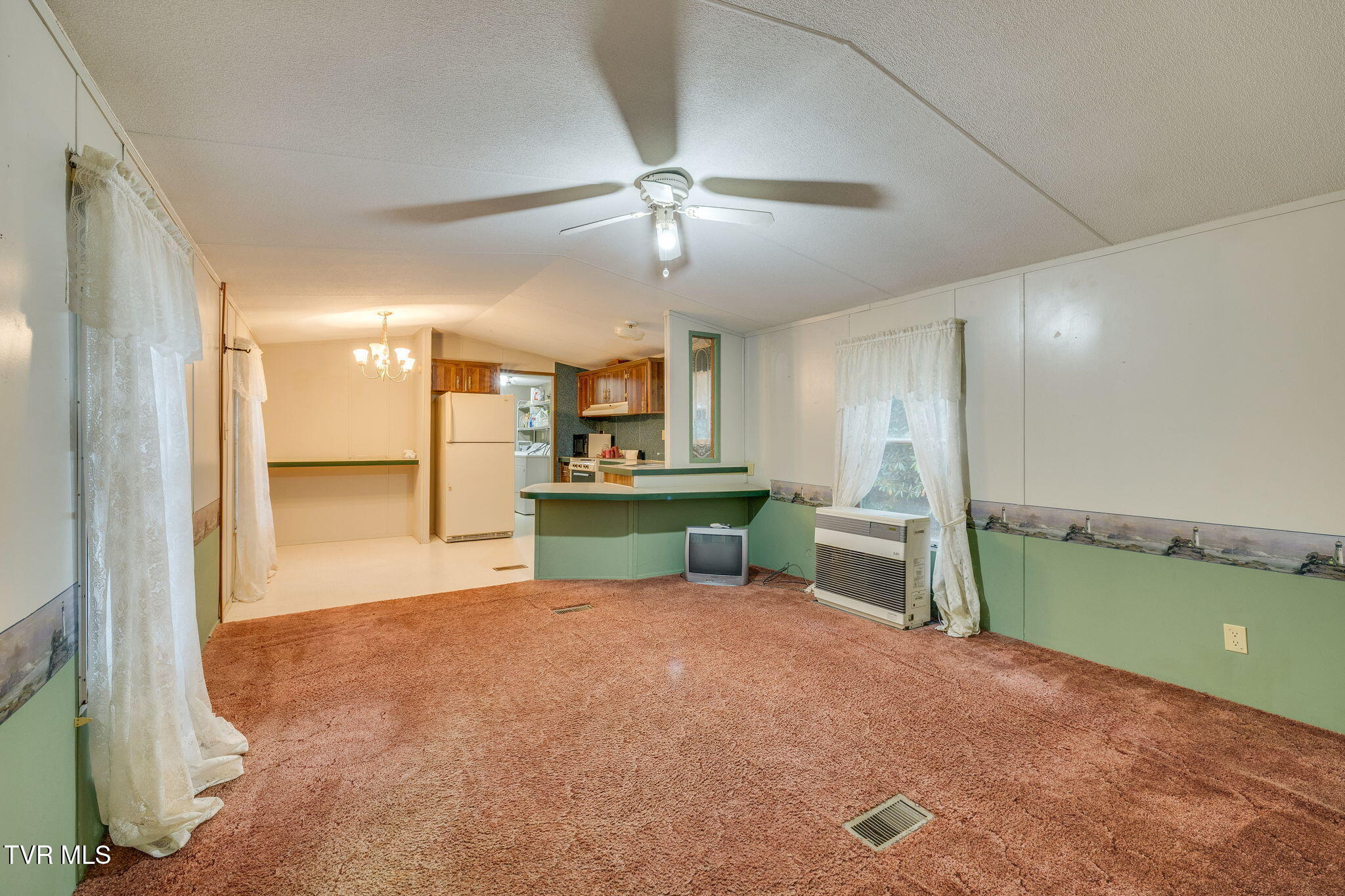 200 Ingram Branch Road Roan Mountain, TN 37687 - Photo 7 of 26 007