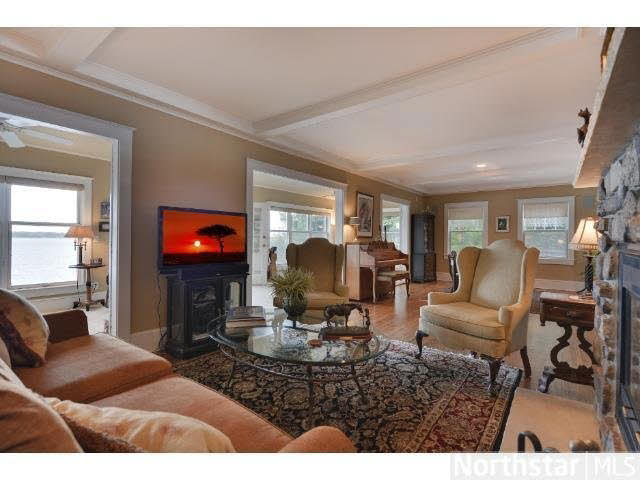 2 Bell Street Excelsior, MN 55331 - Photo 8 of 18