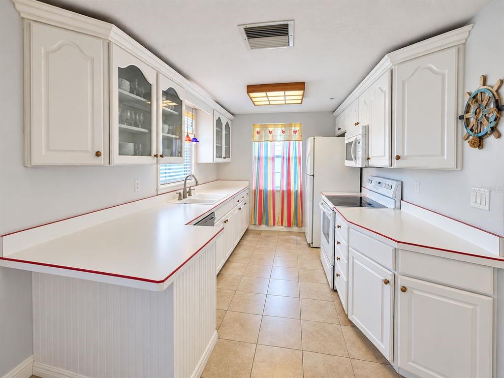 1954 Coolidge Road Holiday, FL 34691 - Photo 9 of 19 Gallery Image 9