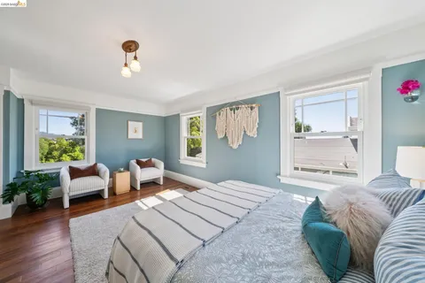 $998,000 | 3862 Lyman Road, Oakland, CA 94602