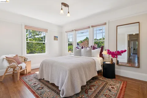 $998,000 | 3862 Lyman Road, Oakland, CA 94602