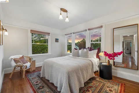 $998,000 | 3862 Lyman Road, Oakland, CA 94602