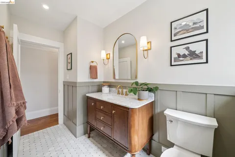 $998,000 | 3862 Lyman Road, Oakland, CA 94602