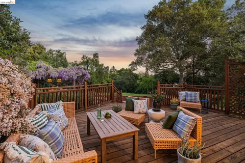 $998,000 | 3862 Lyman Road, Oakland, CA 94602