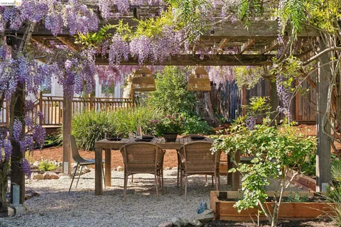 $998,000 | 3862 Lyman Road, Oakland, CA 94602