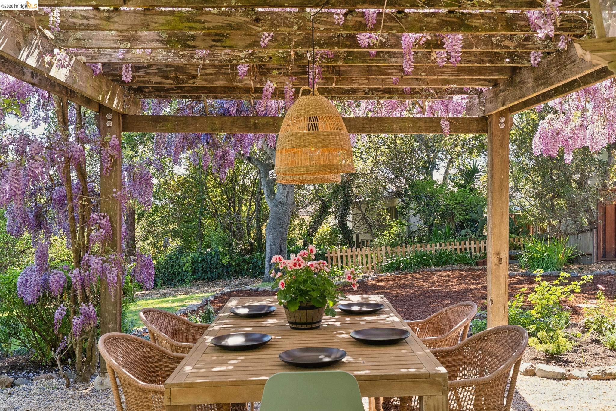 3862 Lyman Road Oakland, CA 94602 - Photo 46 of 60