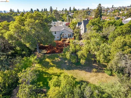 $998,000 | 3862 Lyman Road, Oakland, CA 94602