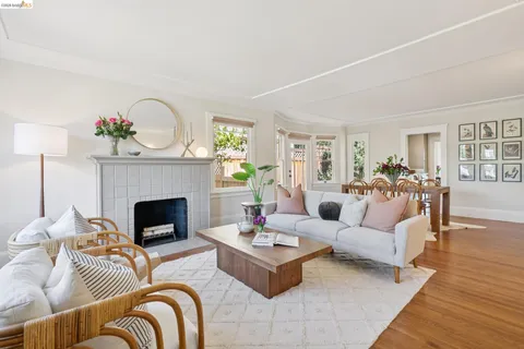 $998,000 | 3862 Lyman Road, Oakland, CA 94602