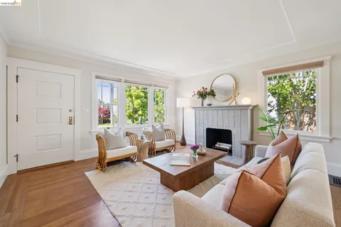 $998,000 | 3862 Lyman Road, Oakland, CA 94602