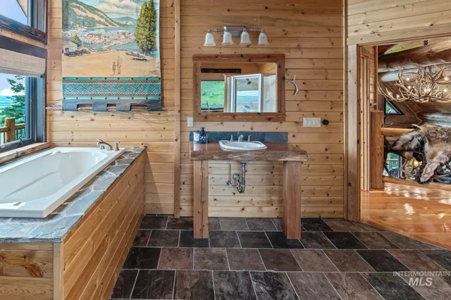 $6,750,000 | 17442 Painted Rose Road, Worley, ID 83876