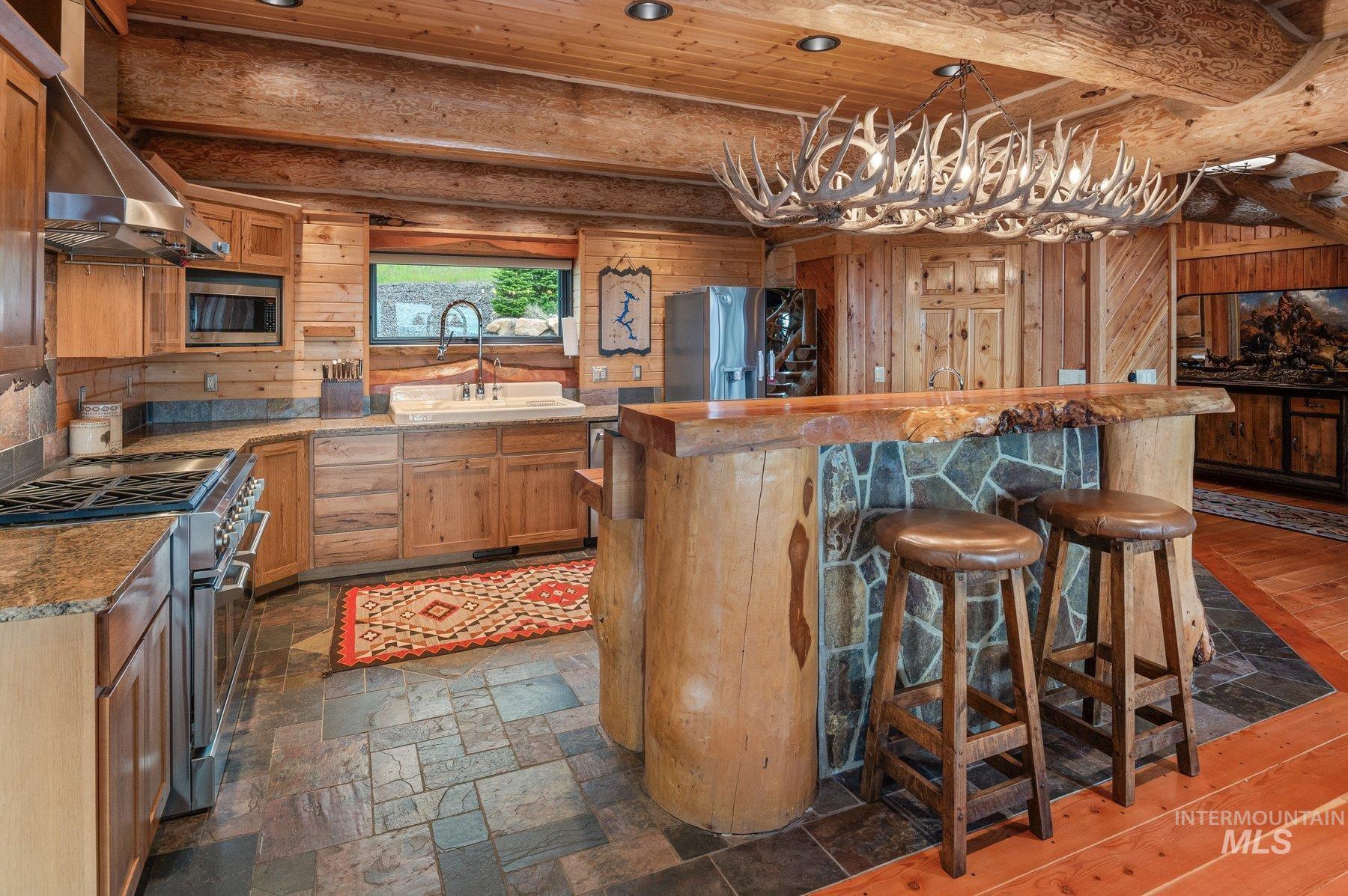 17442 Painted Rose Road Worley, ID 83876 - Photo 8 of 47