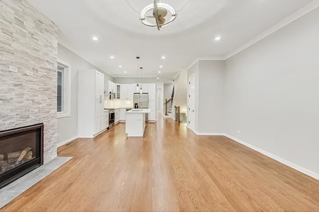 $699,000 | 6626 South Ingleside Avenue, Chicago, IL 60637