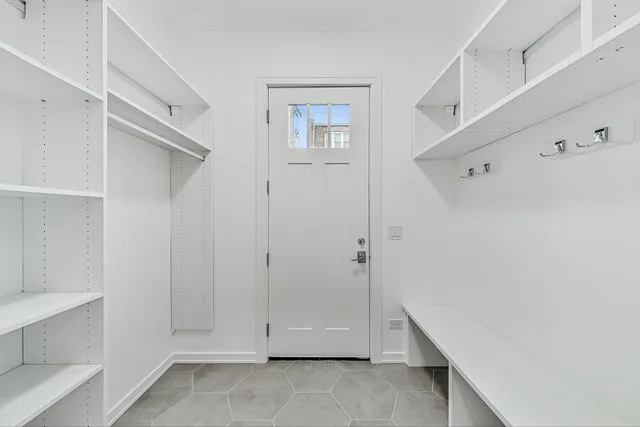 $699,000 | 6626 South Ingleside Avenue, Chicago, IL 60637