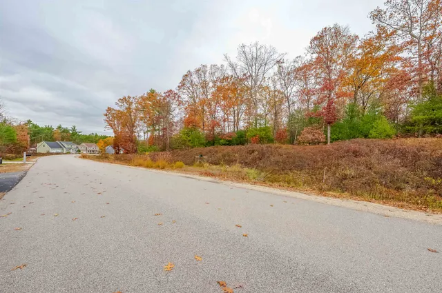 $289,900 | 9 Chestnut Way, Lee, NH 03861