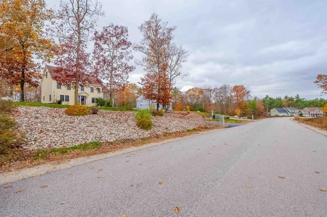 $289,900 | 9 Chestnut Way, Lee, NH 03861